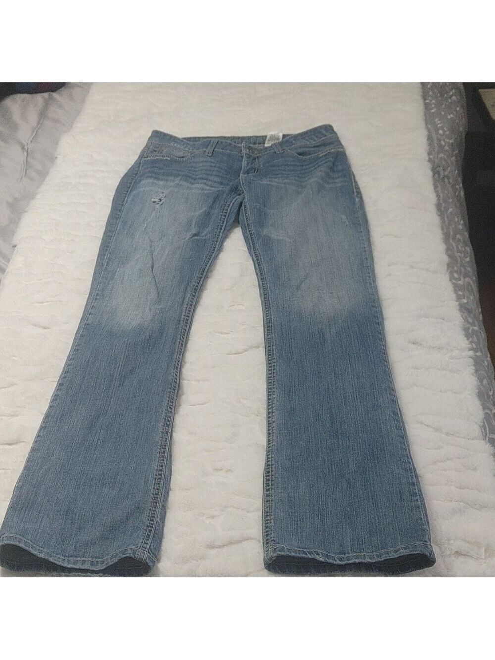 Cruel Denim Abby Distressed Bootcut Light to Medium wash Blue Jeans 5L or 28